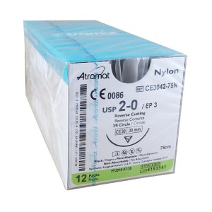 Szwy ATRAMAT NYLON 2/0 CE30 dł.75cm igła  3/8 koła odwrotnie tnąca ref. CE3042-75N (12 szt.)